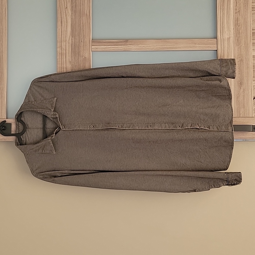 Lululemon long sleeve shirt